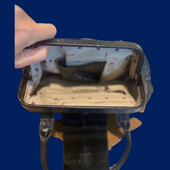 Prune Leather handbag satchel mini bag - Picture 7 of 15